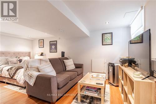 537 Ferguson Avenue, Hamilton, ON - Indoor Photo Showing Living Room