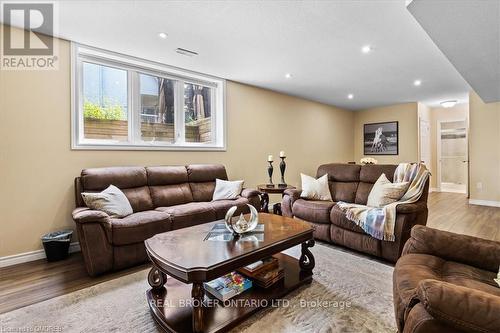 460 Westcroft Drive, Waterloo, ON - Indoor Photo Showing Living Room