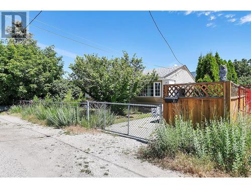 155 Sadler Road, Kelowna, BC - Outdoor