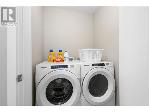 1259 Ethel Street, Kelowna, BC - Indoor Photo Showing Laundry Room
