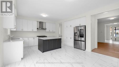 62 Sandhill Crescent, Adjala-Tosorontio (Colgan), ON - Indoor Photo Showing Kitchen