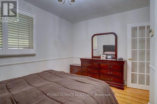 26 Stephenfrank Road, Toronto, ON - Indoor Photo Showing Bedroom