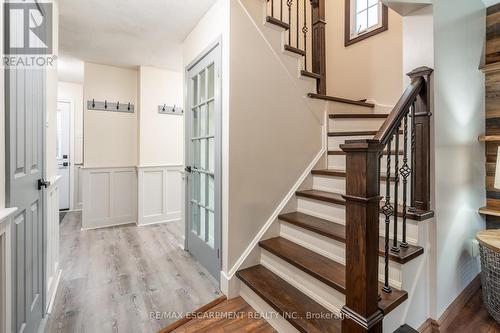 2369 Shropshire Place, Burlington, ON - Indoor Photo Showing Other Room