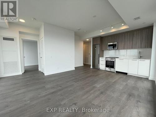 508 - 215 Veterans Drive, Brampton, ON - Indoor Photo Showing Kitchen