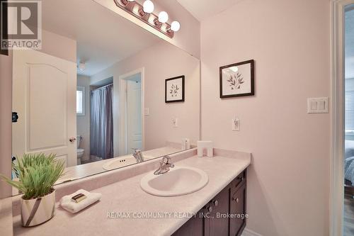 30 Cedarsprings Way, Brampton, ON - Indoor Photo Showing Bathroom