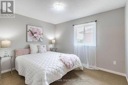 139 Richvale Drive S, Brampton, ON - Indoor Photo Showing Bedroom