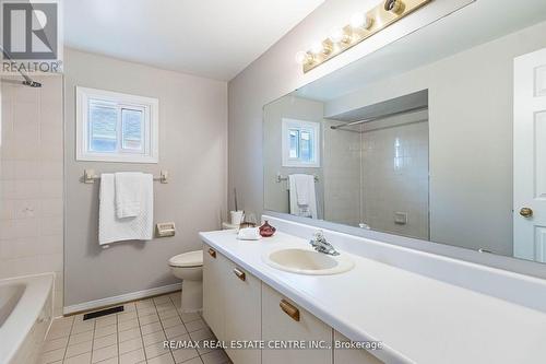 139 Richvale Drive S, Brampton, ON - Indoor Photo Showing Bathroom