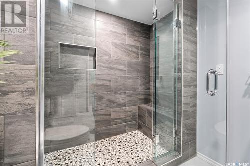 218 Carr Lane, Saskatoon, SK - Indoor Photo Showing Bathroom