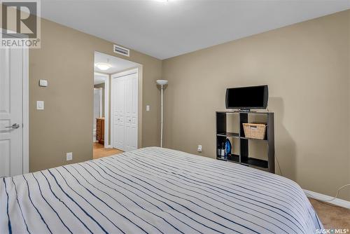 5104 110 Willis Crescent, Saskatoon, SK - Indoor Photo Showing Bedroom