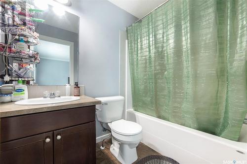30 202 Mckague Crescent, Saskatoon, SK - Indoor Photo Showing Bathroom