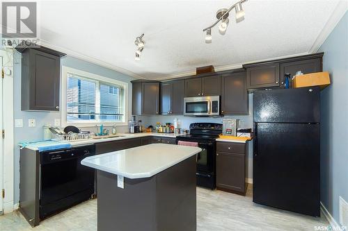 30 202 Mckague Crescent, Saskatoon, SK - Indoor Photo Showing Kitchen