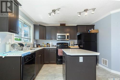 30 202 Mckague Crescent, Saskatoon, SK - Indoor Photo Showing Kitchen