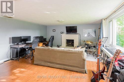 661 Severn Road, Peterborough, ON - Indoor With Fireplace