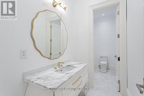 20 Berkindale Drive, Toronto, ON - Indoor Photo Showing Bathroom