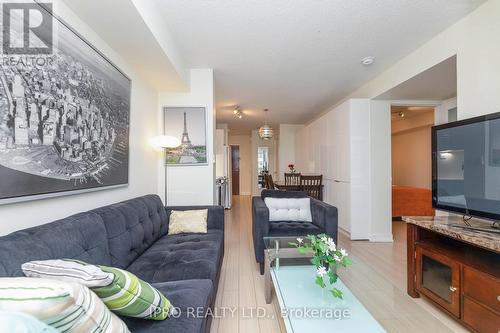 520 - 10 Capreol Court, Toronto, ON - Indoor Photo Showing Other Room