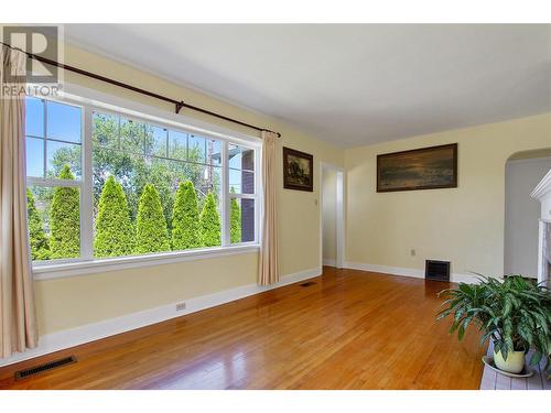 2601 27 Street, Vernon, BC - Indoor Photo Showing Other Room