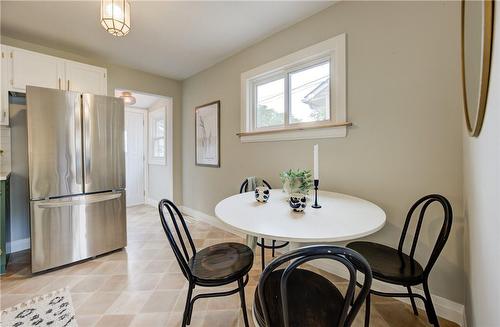 267 Ivon Avenue, Hamilton, ON - Indoor Photo Showing Dining Room