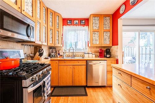 2 Weiden Street|Unit #78, St. Catharines, ON - Indoor Photo Showing Kitchen With Double Sink