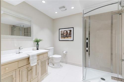 3167 Stocksbridge Avenue, Oakville, ON - Indoor Photo Showing Bathroom