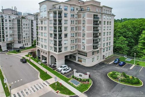 3000 Creekside Drive|Unit #807, Dundas, ON - Outdoor With Facade