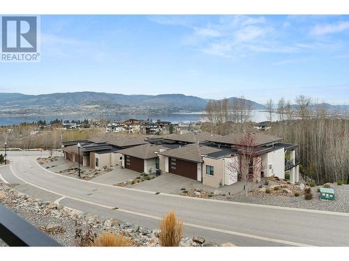 472 Sparrow Hawk Court, Kelowna, BC - Outdoor With View