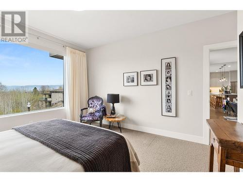 472 Sparrow Hawk Court, Kelowna, BC - Indoor Photo Showing Bedroom