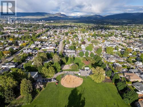 2365 Aberdeen Street, Kelowna, BC - Outdoor With View