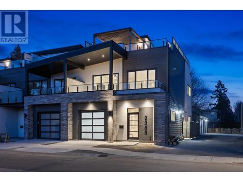 2365 Aberdeen Street, Kelowna, BC - Outdoor With Facade