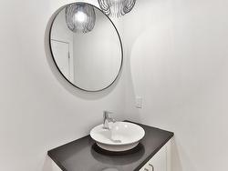 Powder room - 