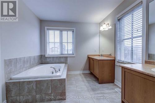 2938 Elgin Mills Road E, Markham (Victoria Square), ON - Indoor Photo Showing Bathroom