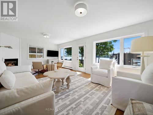 201 Cedar Island Road, Orillia, ON - Indoor Photo Showing Living Room With Fireplace