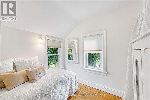 84 Owen Street, Barrie (Codrington), ON - Indoor Photo Showing Bedroom