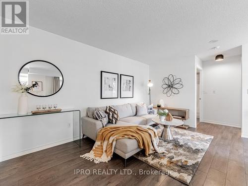 707 - 30 Hayden Street, Toronto, ON - Indoor Photo Showing Bedroom