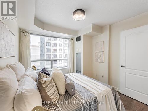 707 - 30 Hayden Street, Toronto, ON - Indoor Photo Showing Bedroom