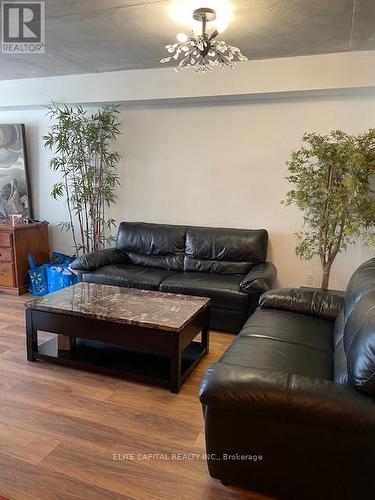 904 - 70 Mill Street, Toronto, ON - Indoor Photo Showing Living Room