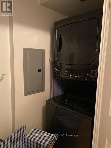 904 - 70 Mill Street, Toronto, ON - Indoor Photo Showing Laundry Room