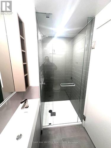 2909 - 319 Jarvis Street, Toronto, ON - Indoor Photo Showing Bathroom