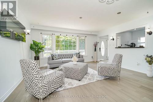 59 Grassington Crescent, Toronto, ON - Indoor Photo Showing Living Room