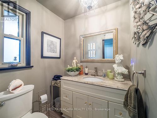 76 Forest Avenue, Port Colborne, ON - Indoor Photo Showing Bathroom