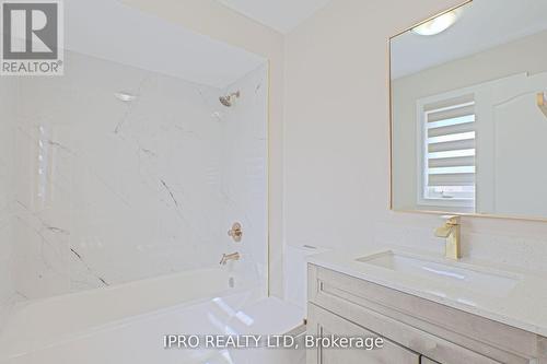 17 Prudhomme Drive, Brampton, ON -  Photo Showing Bathroom