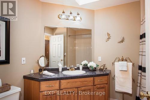 262 Kettle Creek Drive, Central Elgin (Belmont), ON - Indoor Photo Showing Bathroom