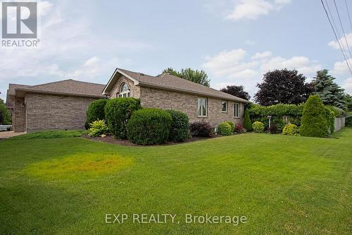 262 Kettle Creek Drive, Central Elgin (Belmont), ON - Outdoor