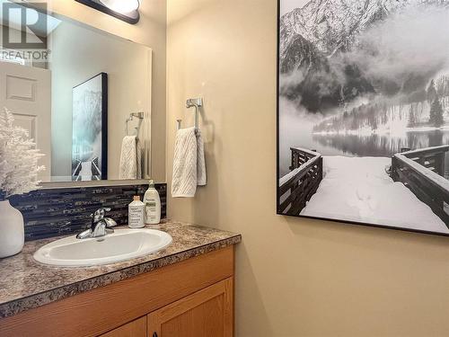 360 Mule Deer Drive, Osoyoos, BC - Indoor Photo Showing Bathroom
