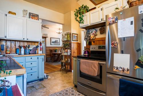 262 2Nd Avenue, Nelson, BC - Indoor