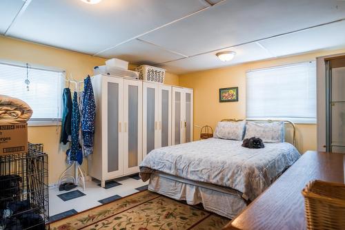 262 2Nd Avenue, Nelson, BC - Indoor Photo Showing Bedroom