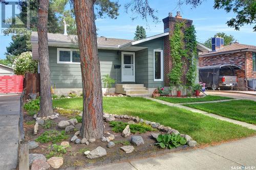 3658 Fairlight Drive, Saskatoon, SK - Outdoor