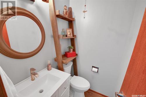 3658 Fairlight Drive, Saskatoon, SK - Indoor Photo Showing Bathroom