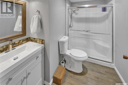 3658 Fairlight Drive, Saskatoon, SK - Indoor Photo Showing Bathroom