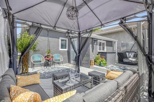 178 Kingsbury Avenue, Winnipeg, MB - Outdoor With Deck Patio Veranda