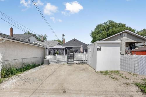 178 Kingsbury Avenue, Winnipeg, MB - Outdoor